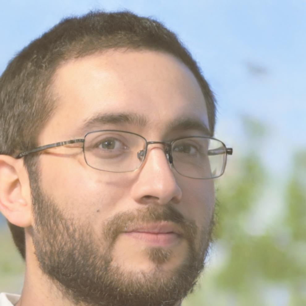 صورة شخصية للمدرب أحمد كريم
